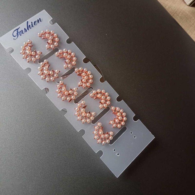 Chic Pearl &amp; Rose Gold Tone Earrings Set