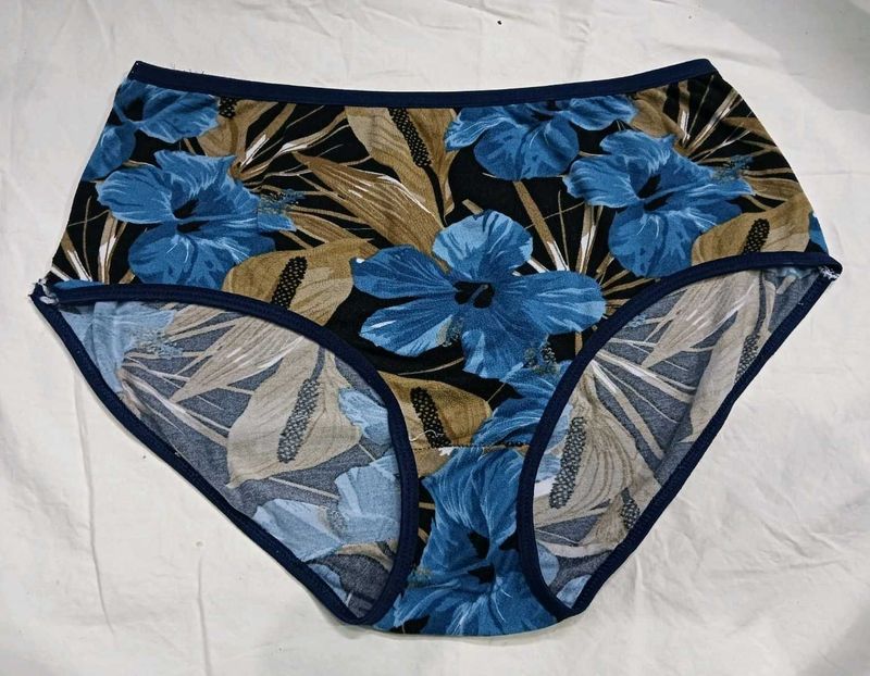 💛 Floral Print Briefs