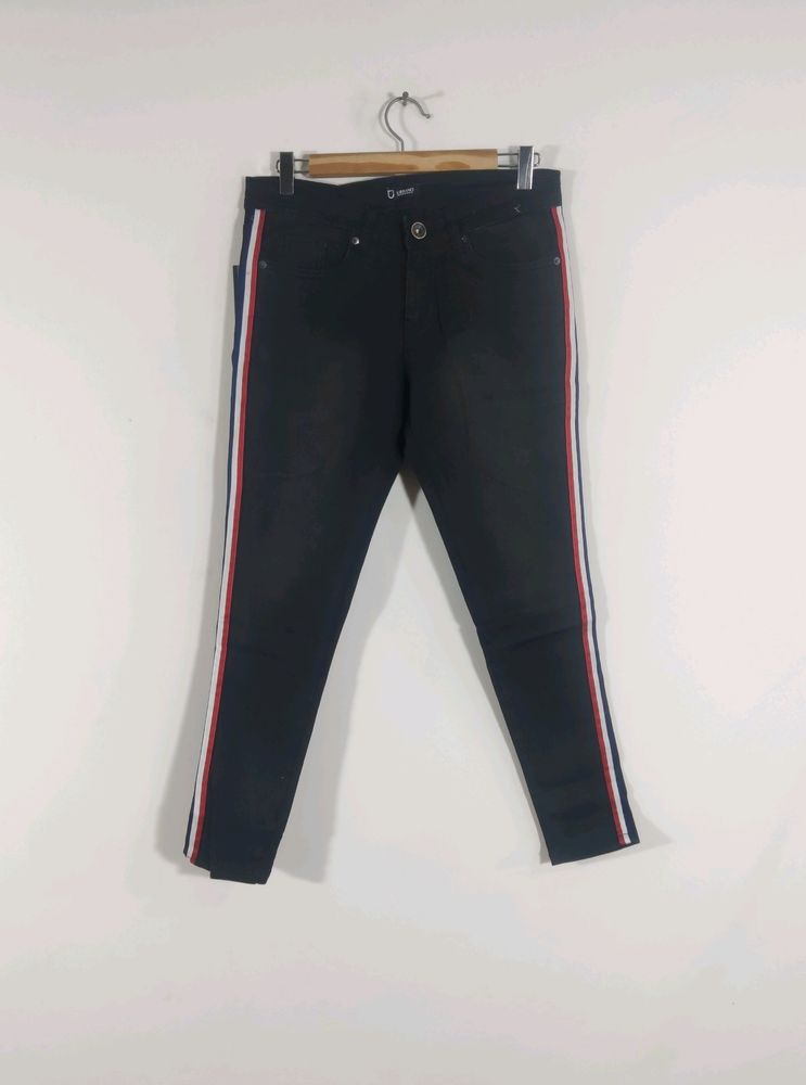 Black Skinny Fit Jeans (Women)