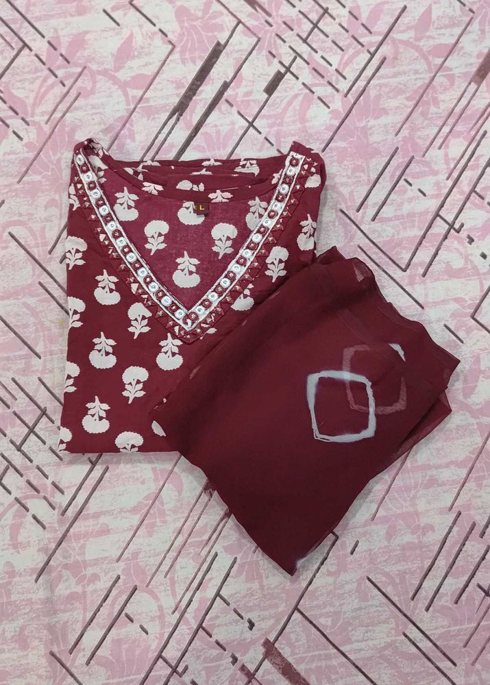 Maroon Kurta Set with chiffon dupatta