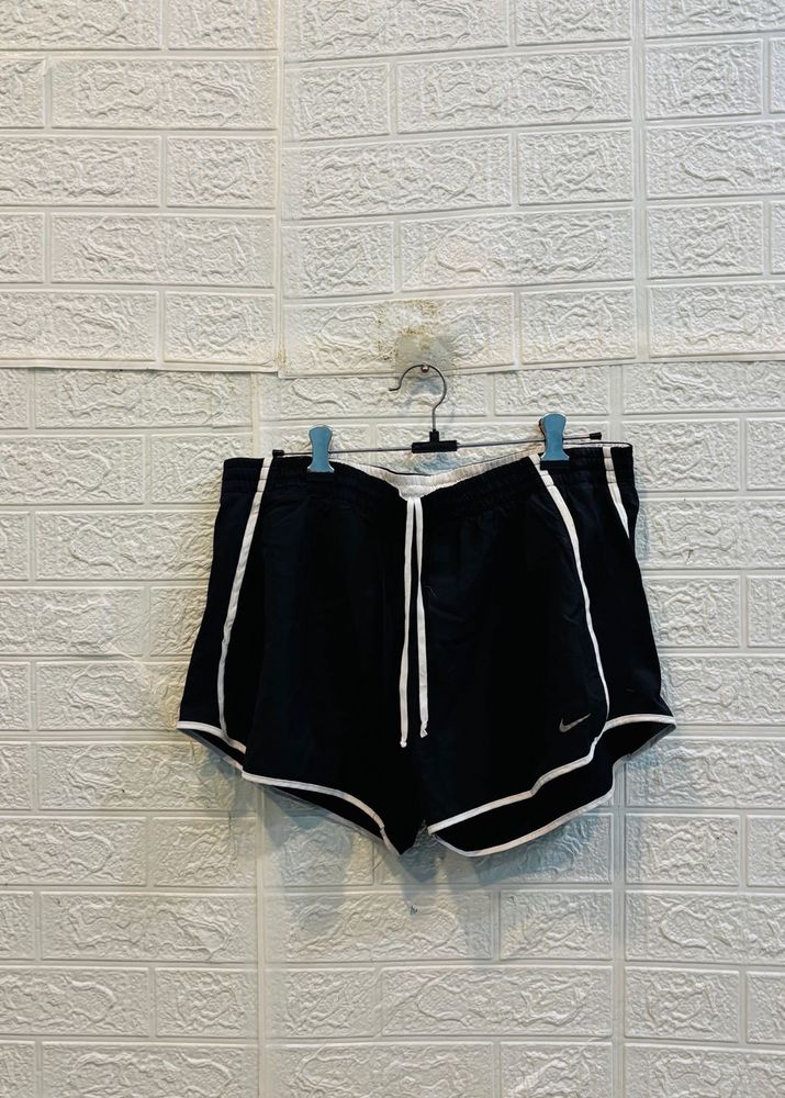 🇦🇺 Nike imported Running Shorts