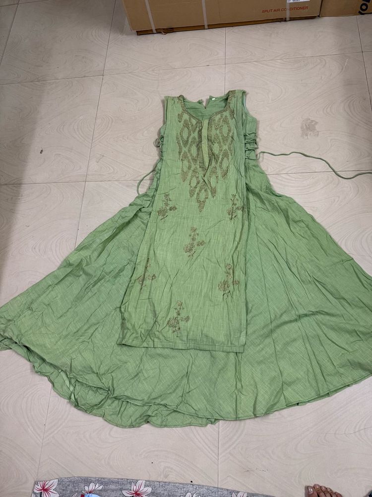 Beautiful Green Ethnic Gown