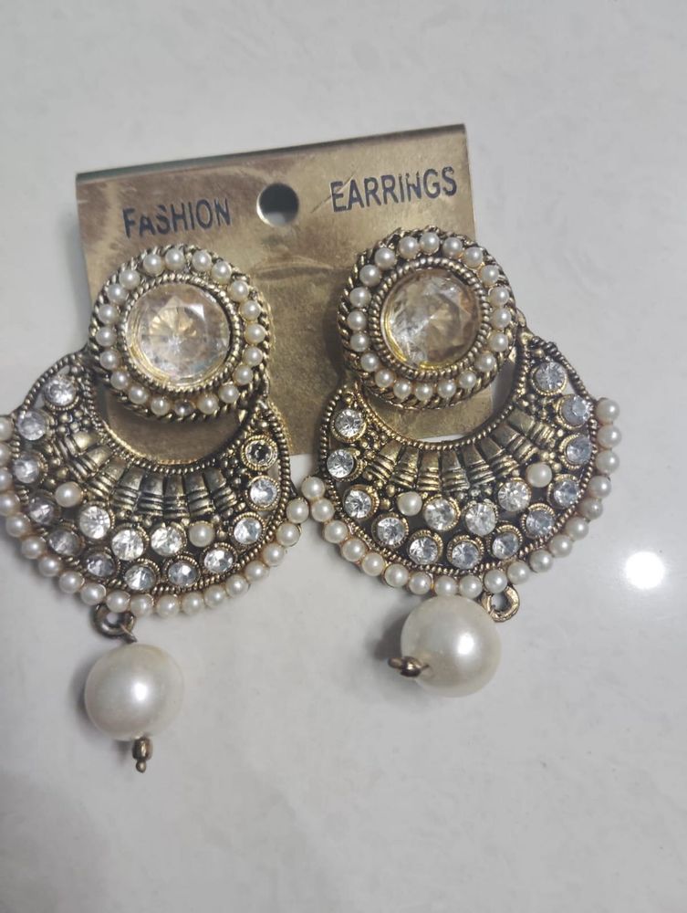 Elegant Pearl Drop Earrings