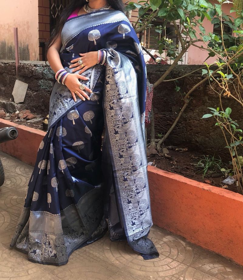 Saree ‼️HURRY UP ‼️