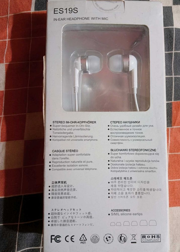 In-Ear Headphones with Mic