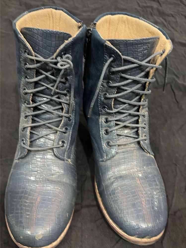 Blue Croc Embossed Lace-Up Boots