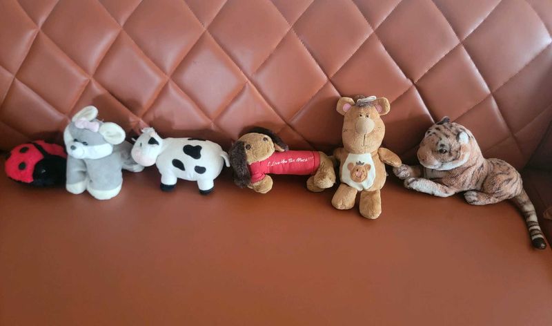 Set of 6 Plush Stuffed Animals