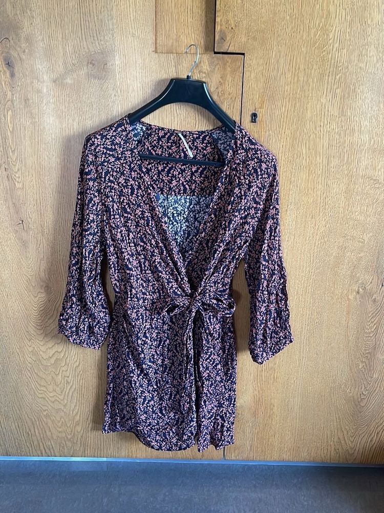 Chic Floral Wrap Dress