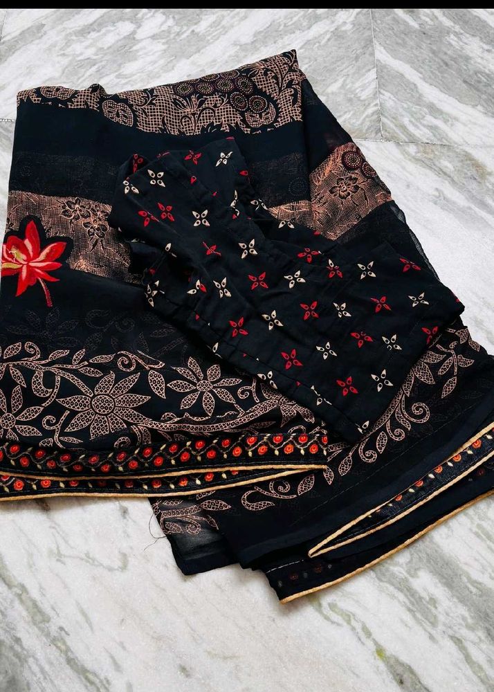 Elegant Black Saree with Floral Print