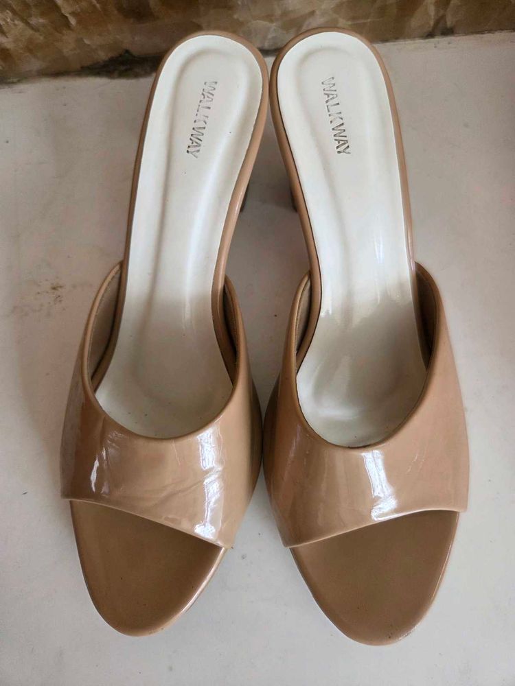 Stylish Beige Mules Heels