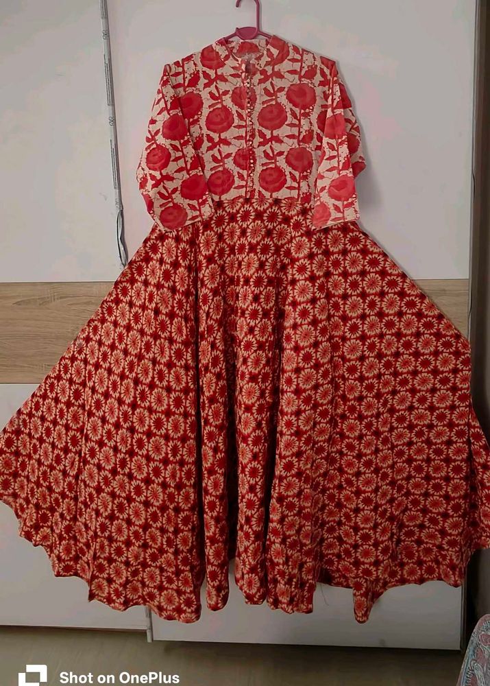 Flared cotton kurta.