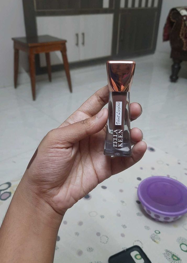 BELLA KEEN Velvet Lipgloss