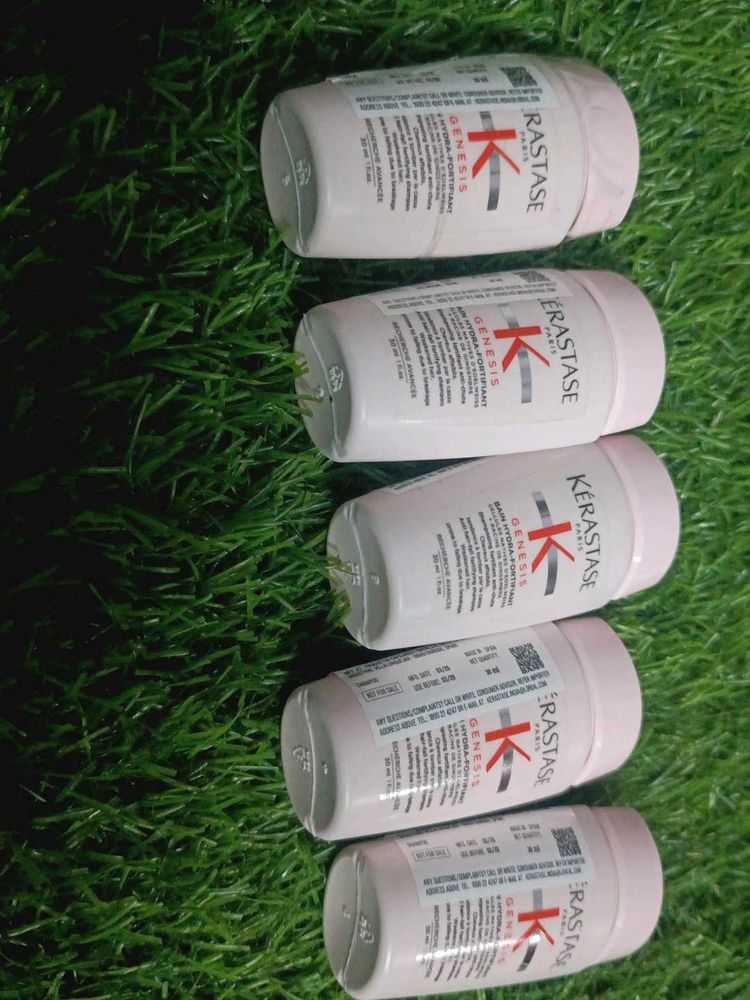 5 mini Kerastase Genesis Bain Hydra-Fortifiant