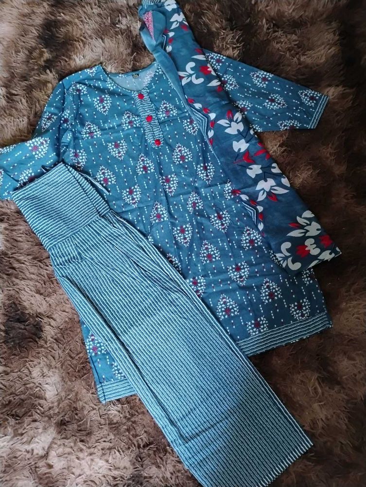 Beautiful Printed Kurta Set with Dupatta &amp; Pants