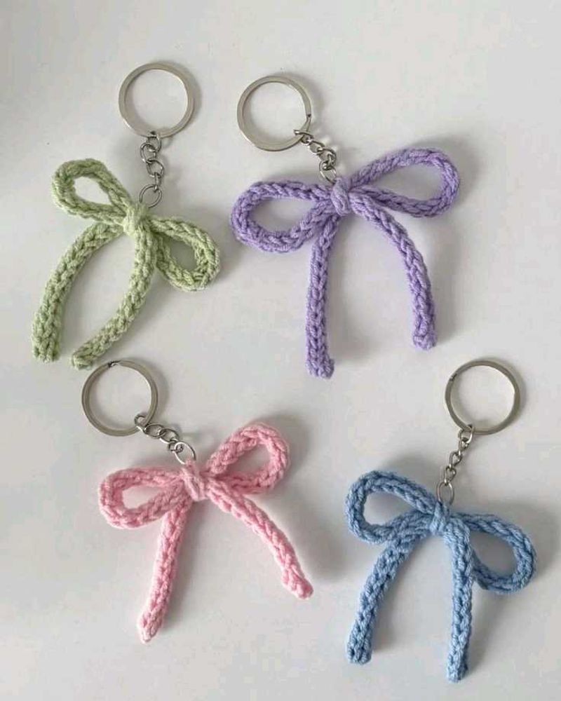 Crochet Bow Keychain - Cute &amp; Colorful