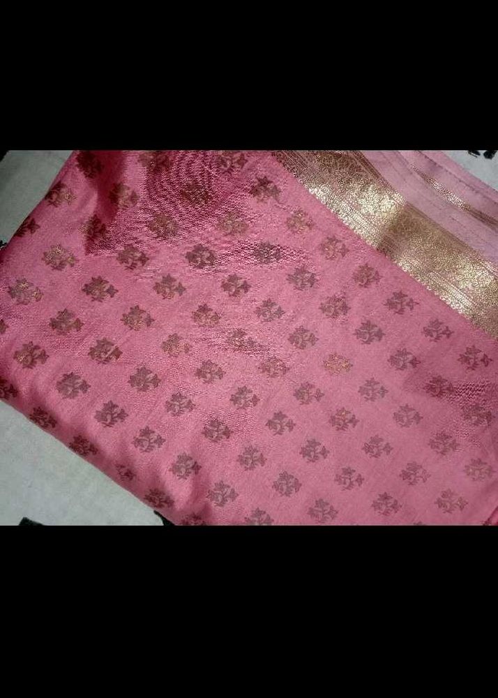 Saree Without Blouse Piece