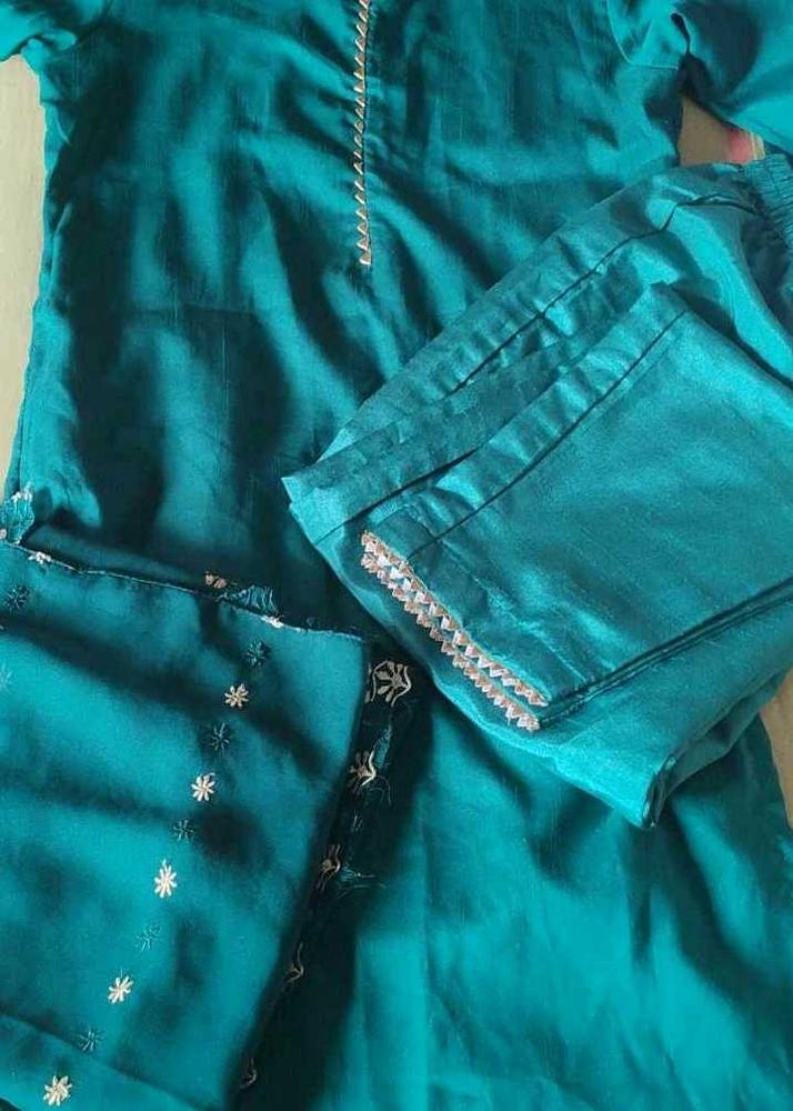 combo Kurta Set with Dupatta