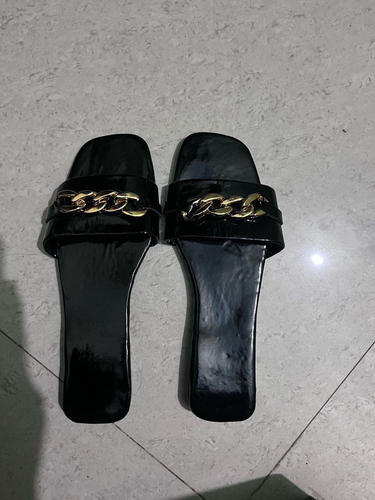 Stylish Black Chain Detail Slide Sandals