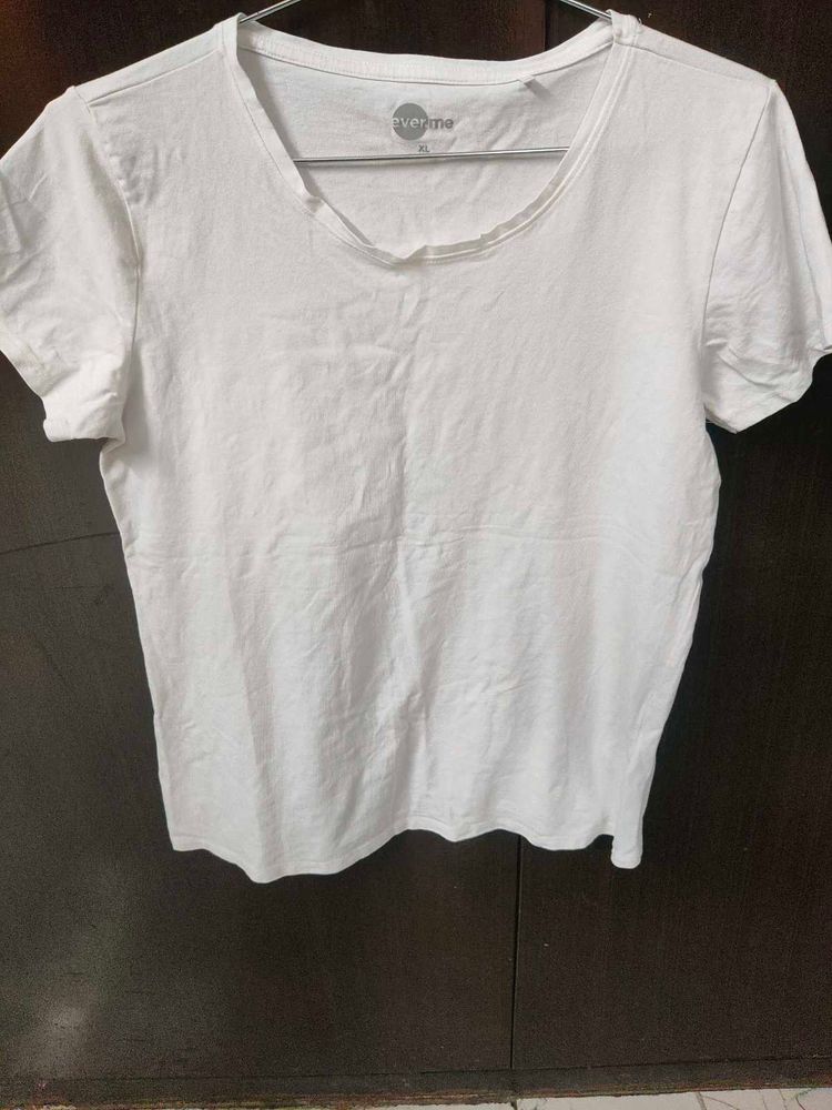basic fitted white t shirt