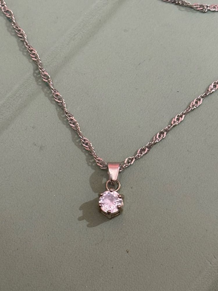 Elegant Solitaire Pendant Necklace silver