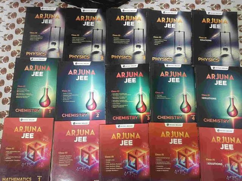 physicswallah Arjuna JEE Study Material Set