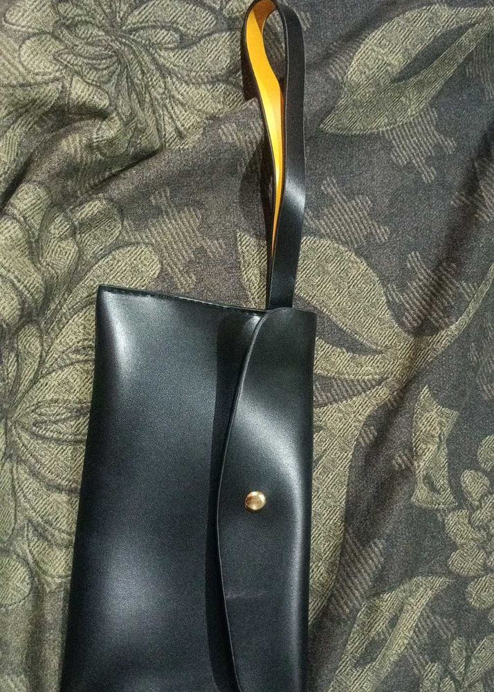 pouch