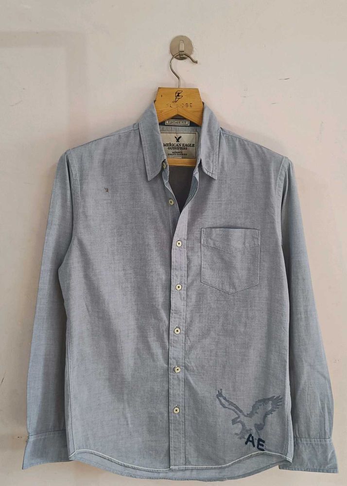 American Eagle Men's Blue Shirt