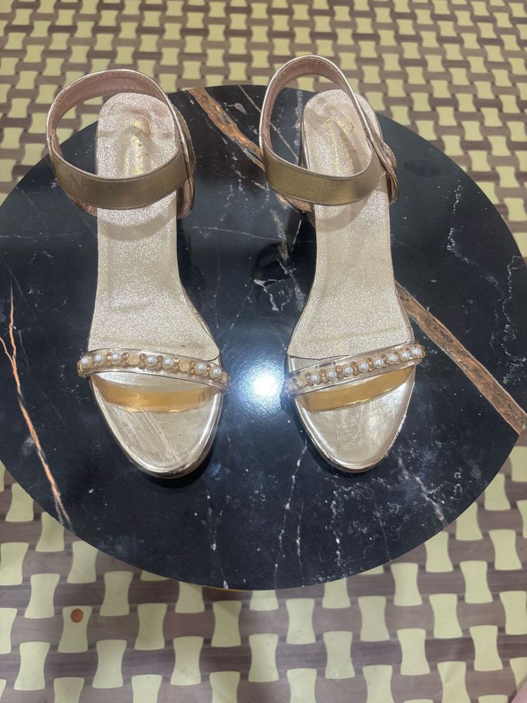 Elegant Gold Block Heels with Pearl Embellishments