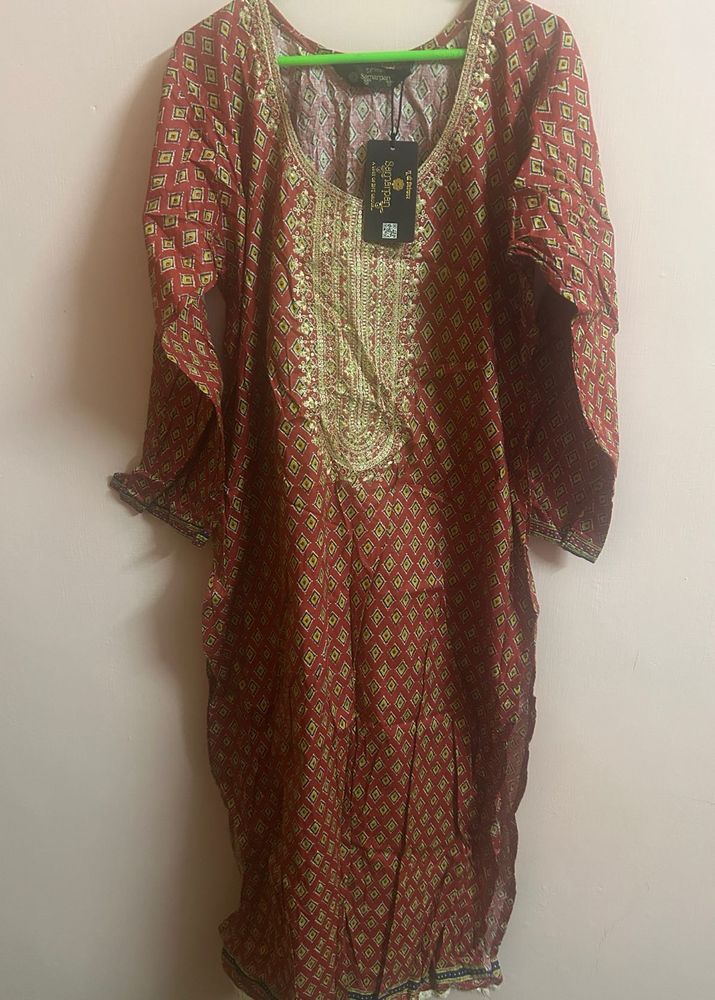 Beautiful Red Ethnic Kurta set