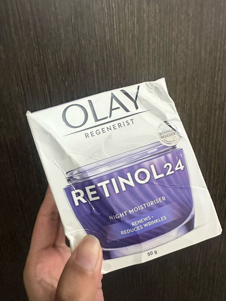 Olay Regenerist Retinol24 Night Moisturiser