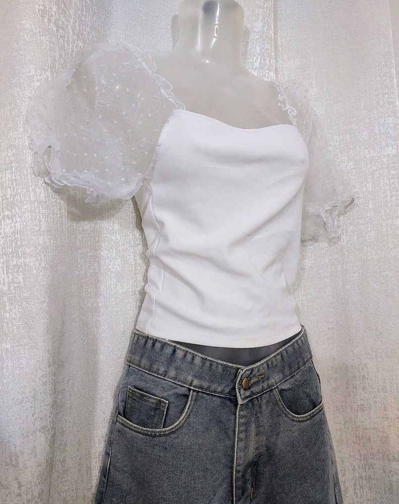 Puff Sleeve Crop Top from Amisu