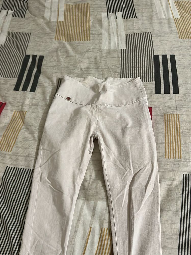 Casual Off-White Jeans
