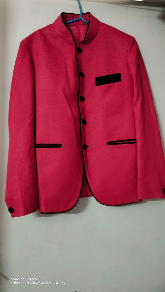 🔥Offer price 🔥Men's blazer used once upto L