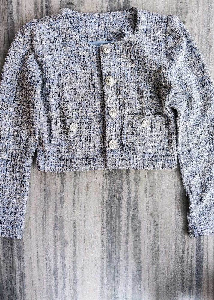 Chic Tweed Cropped Jacket