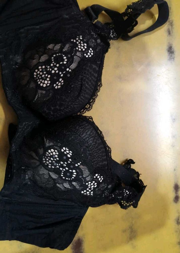 Elegant Black Lace Bra