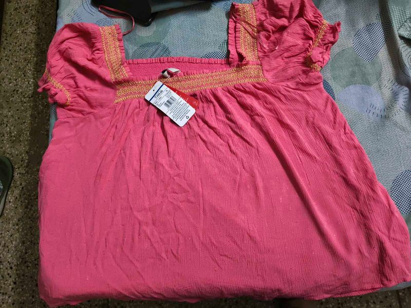 New With Tag Beautiful XXL Cotton Top For Women