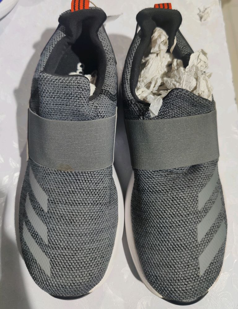 Adidas Men's Casual Shoes. New With Tag.