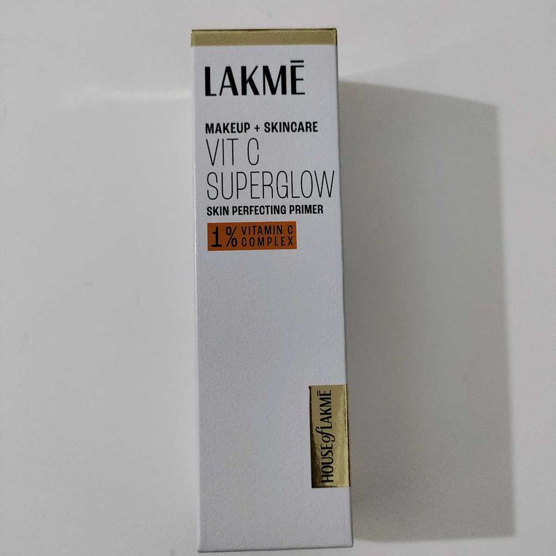 Lakme Vitamin C Superglow Skin Perfecting Primer