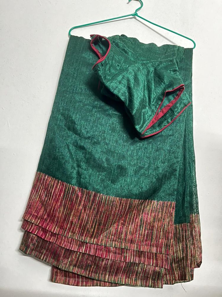Elegant Green Saree with Red Border