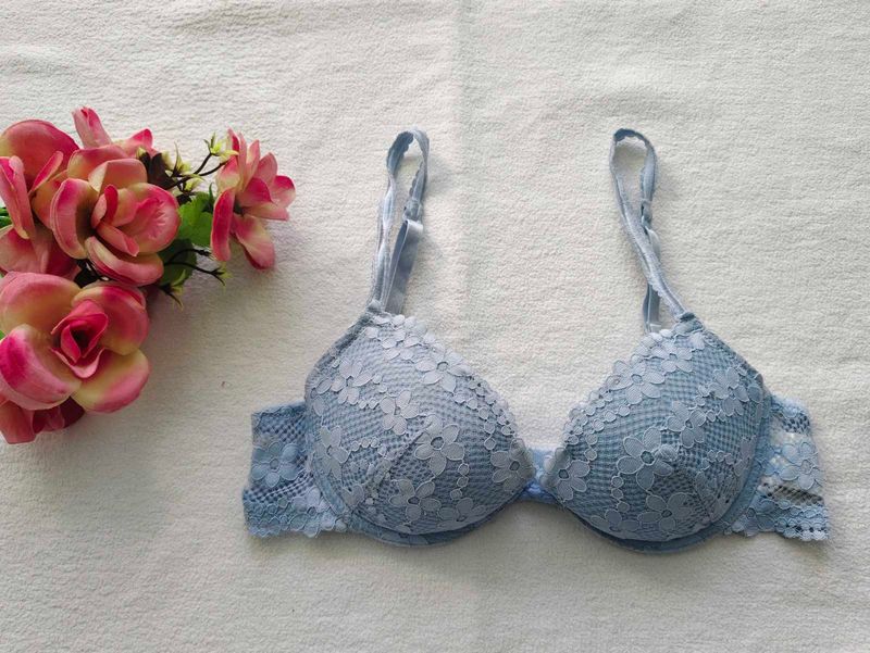 H&amp;M Light Blue Lace Push-Up Bra