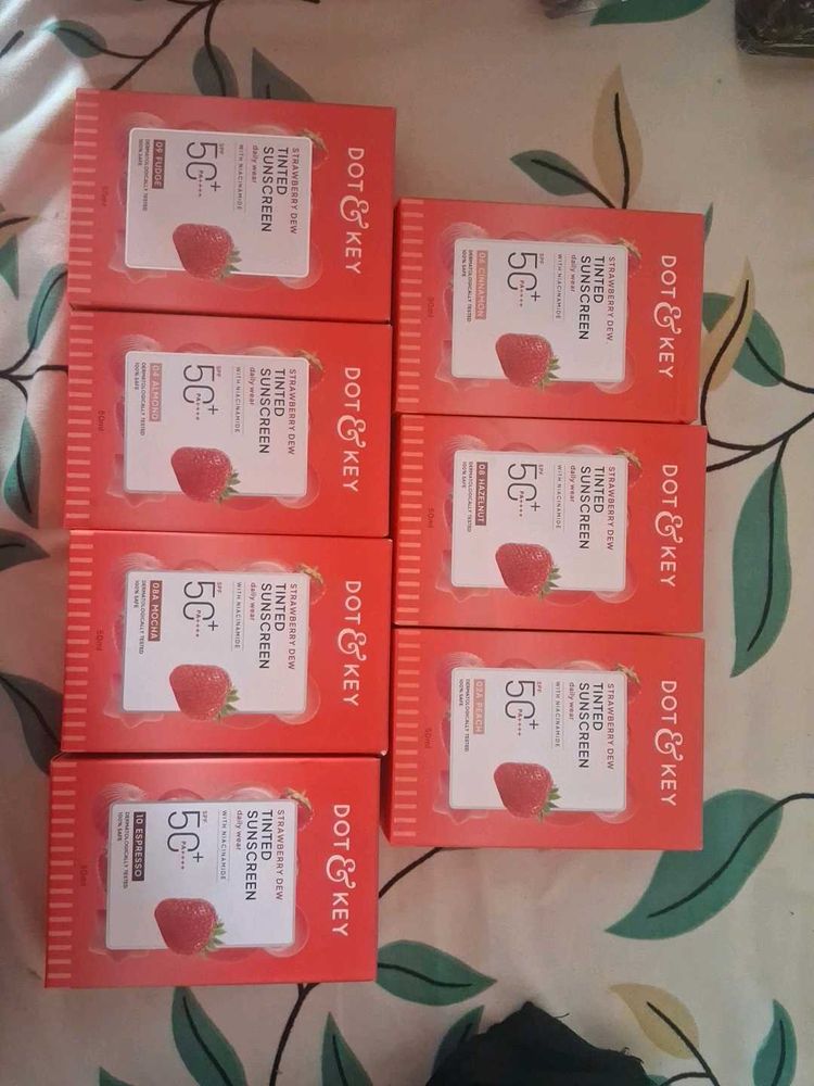 DOT &amp; KEY Tinted Sunscreen