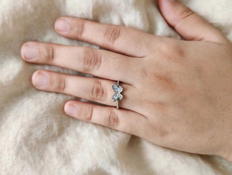 Butterfly Ring with Sparkle pack of 4 rings 💍