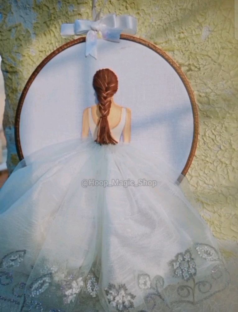 Hoop Doll