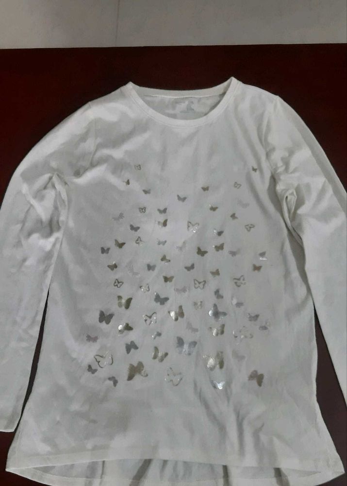 Gorgeous top from USA with butterflies all over