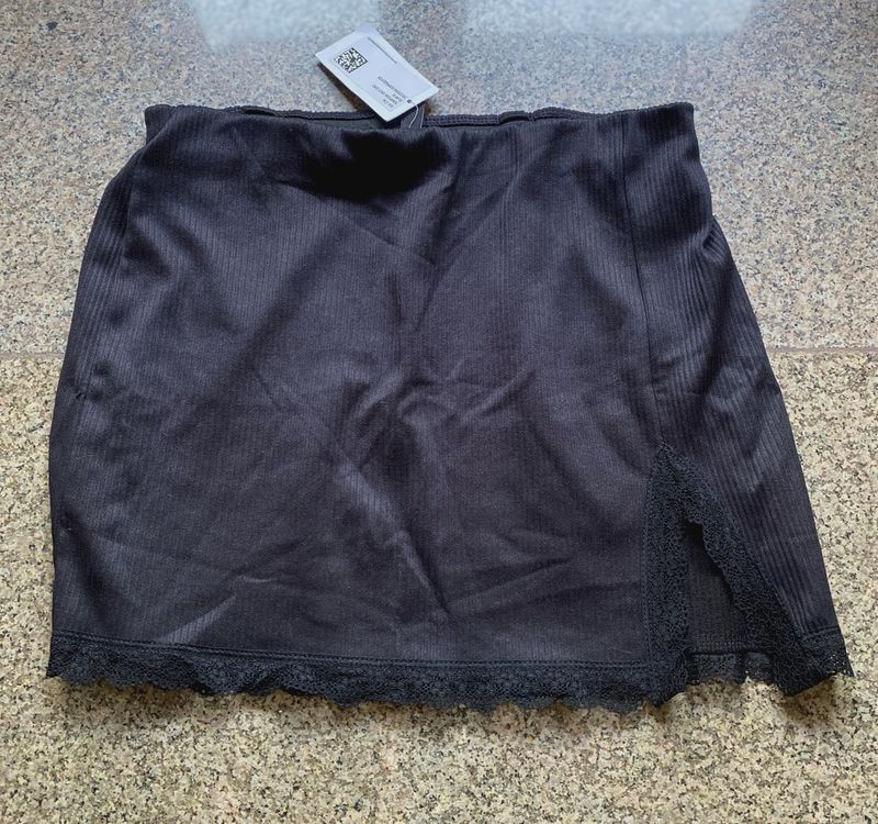 H&amp;M Ribbed Lace Trim Mini Skirt