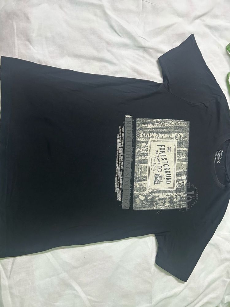Graphic Print Tee