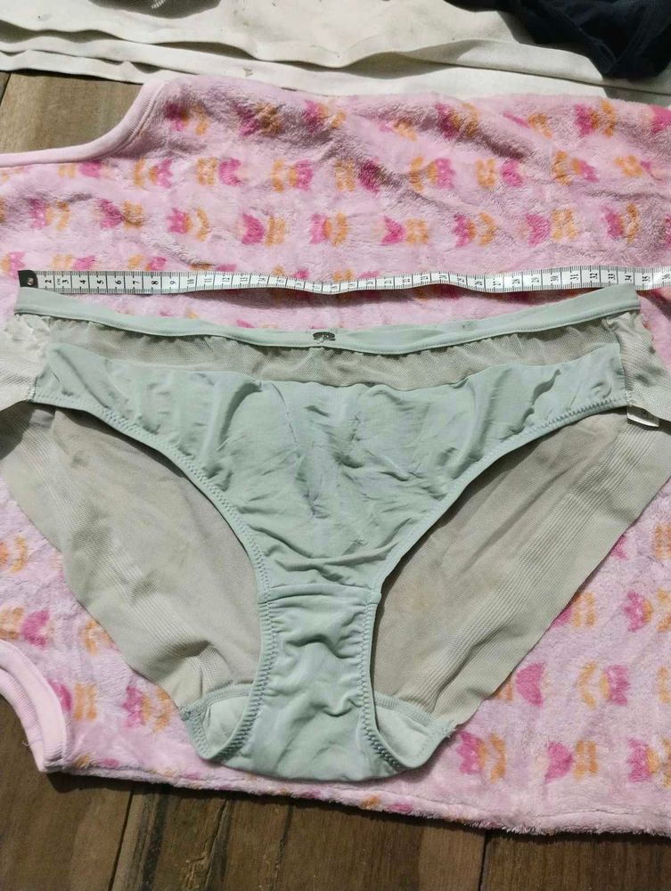 Comfortable Women's Briefs