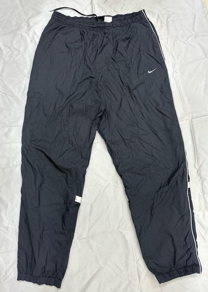 Nike Black Windbreaker Track Pants | Full Side Zip