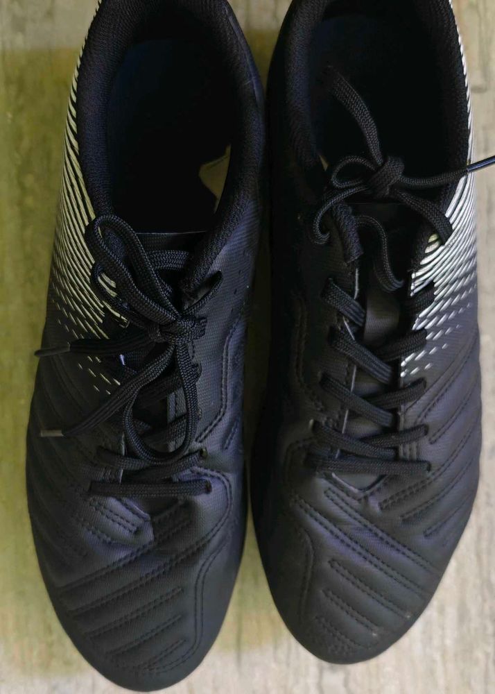 Men's Black Football Cleats