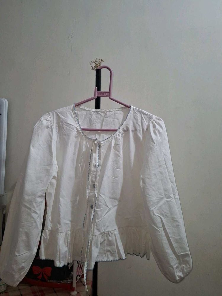 white cotton top